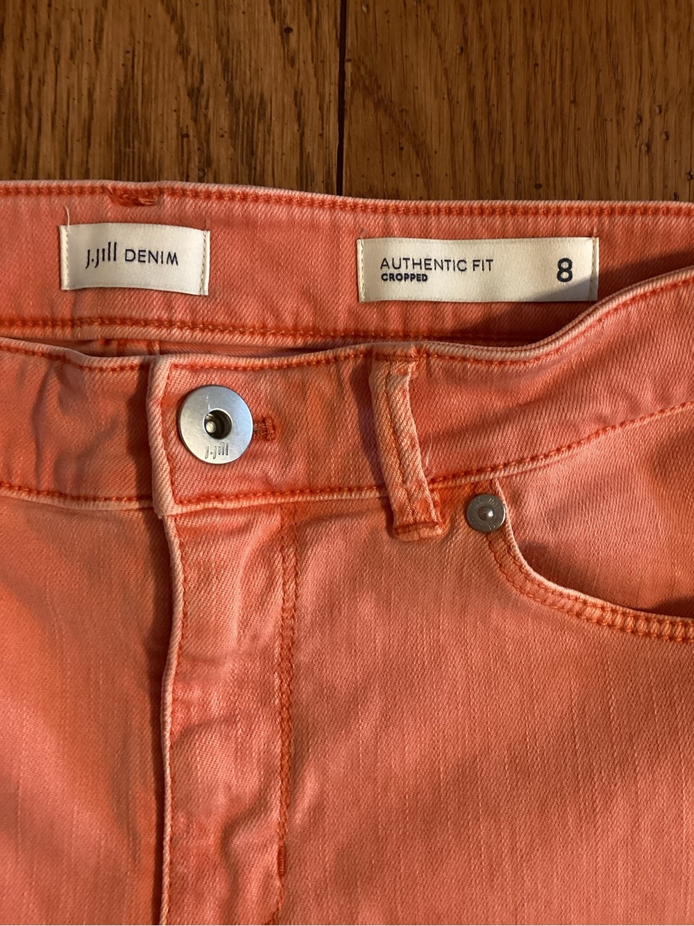 J. Jill Denim authentic fit cropped jeans. Women’s size 8 - Picture 4 of 11